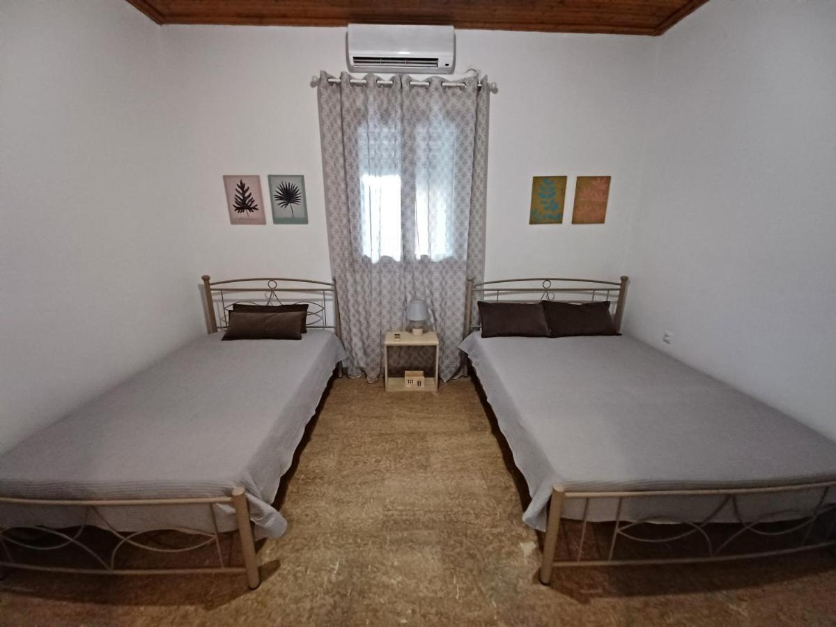 Beach House For Up To 9 People Near Olympia Katakolo Exteriér fotografie